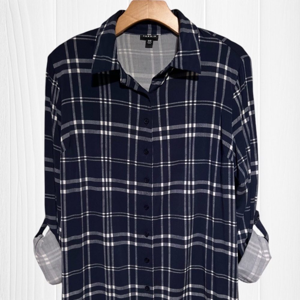 TORRID Navy Plaid Button-Up Dress (M/L) - Picture 4 of 16